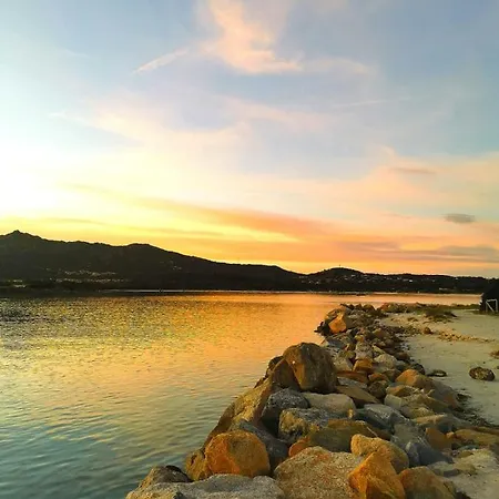 招待所 The Sunset