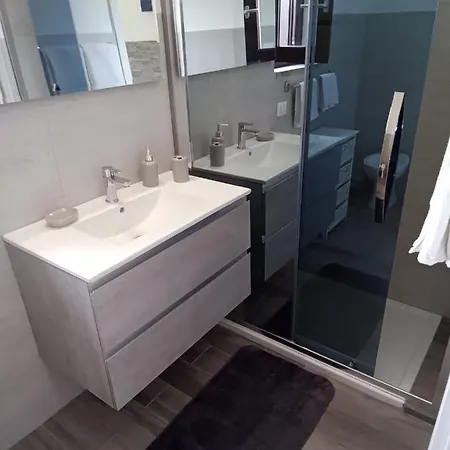 The Sunset 3* 圣特奥多罗